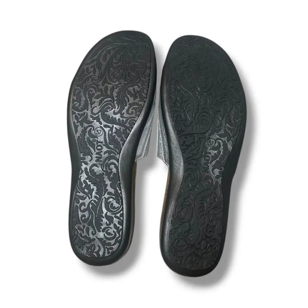 NAOT Skyler Leather Supportive Slide Sandal Silver Slip On Women’s EU 37 (US 6)